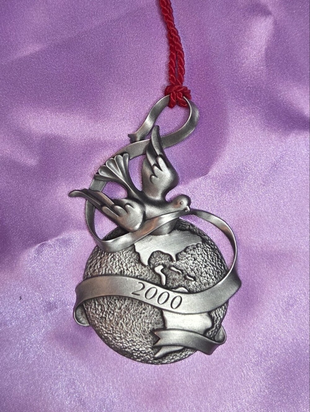 Vintage Avon "Peaceful Millenium" 2000 Pewter Ornament